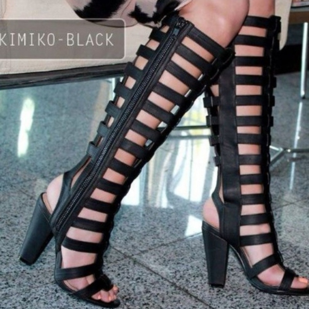 Cute gladiator/ caged knee high heel